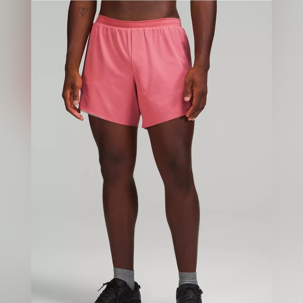 Lululemon Men's Fast And Free Line Short 6" Brier Rose Size Small.